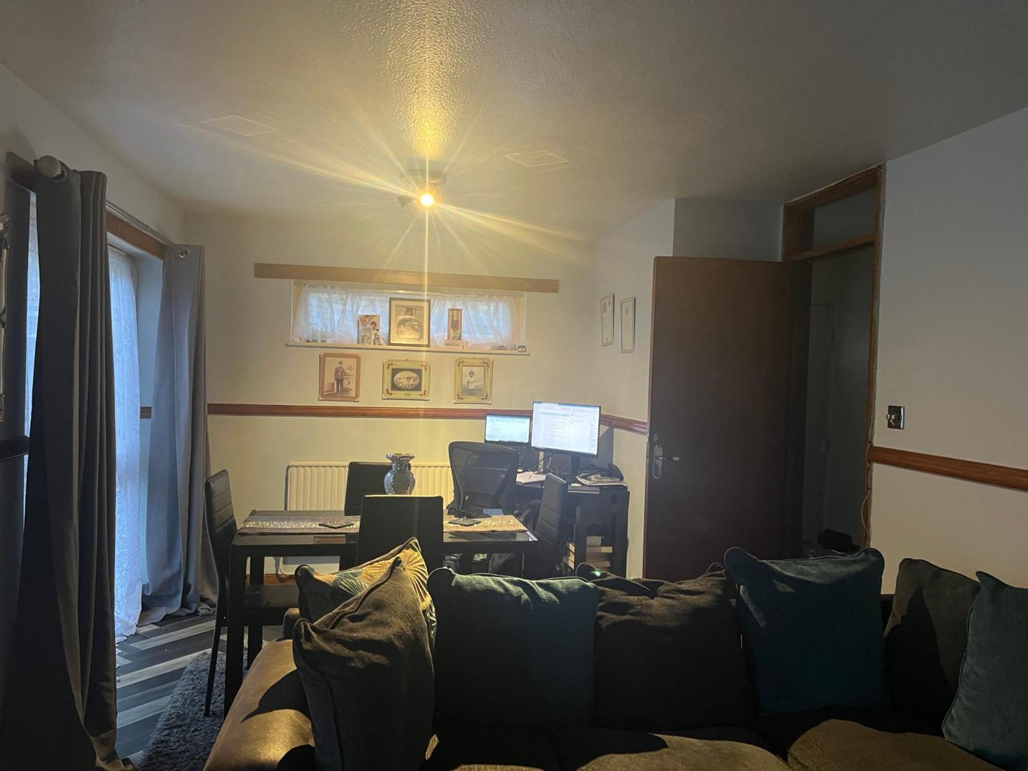 Queenomega'S Home Stay London Ngoại thất bức ảnh