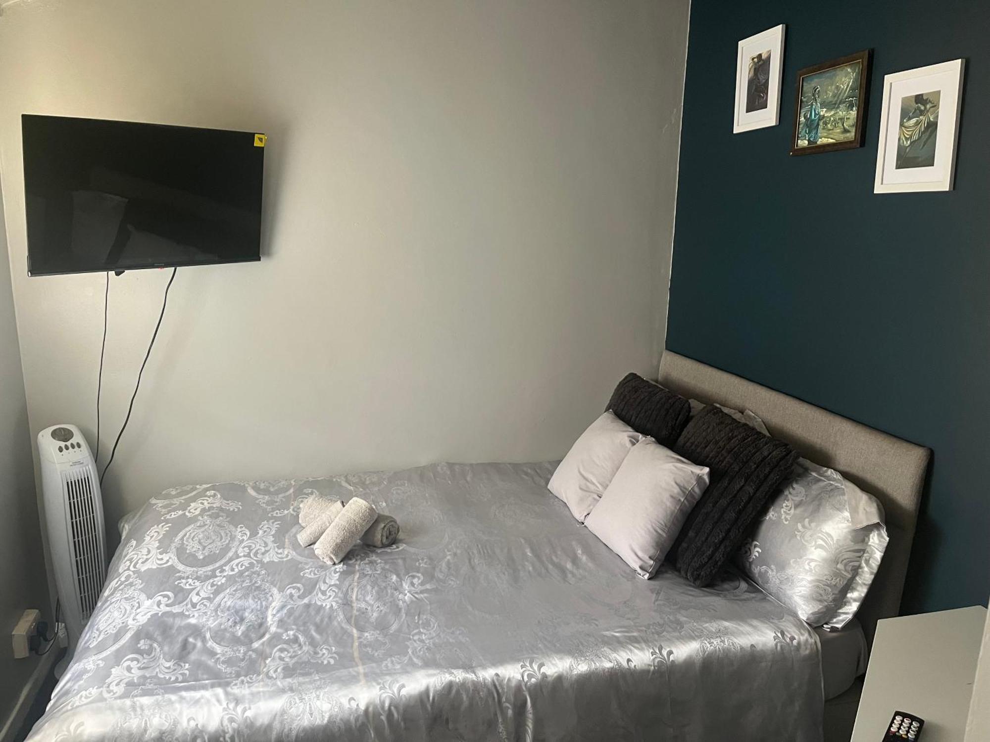 Queenomega'S Home Stay London Ngoại thất bức ảnh